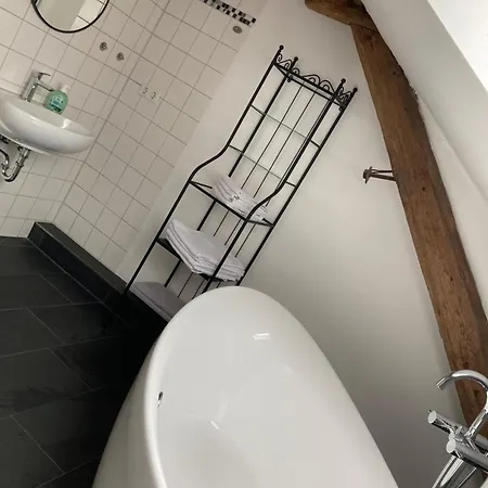 To'n Schlagboom Hotell