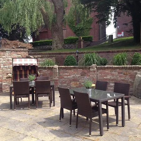 Hotell To'n Schlagboom 2*